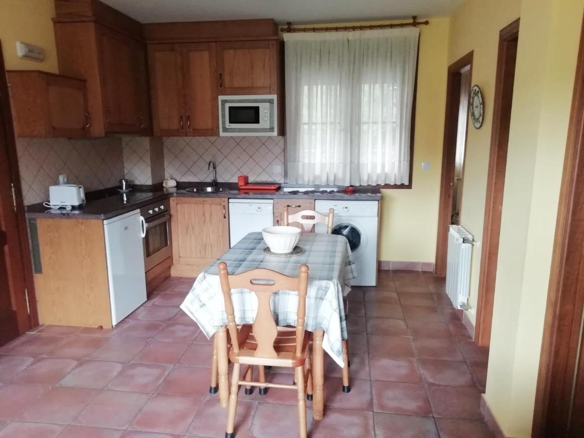 Apartamentos Rurales La Vina Onís Esterno foto