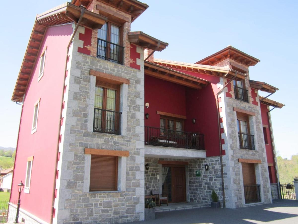 Apartamentos Rurales La Vina Onís Esterno foto