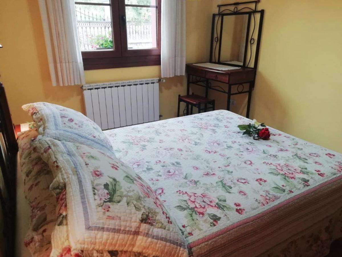 Apartamentos Rurales La Vina Onís Esterno foto
