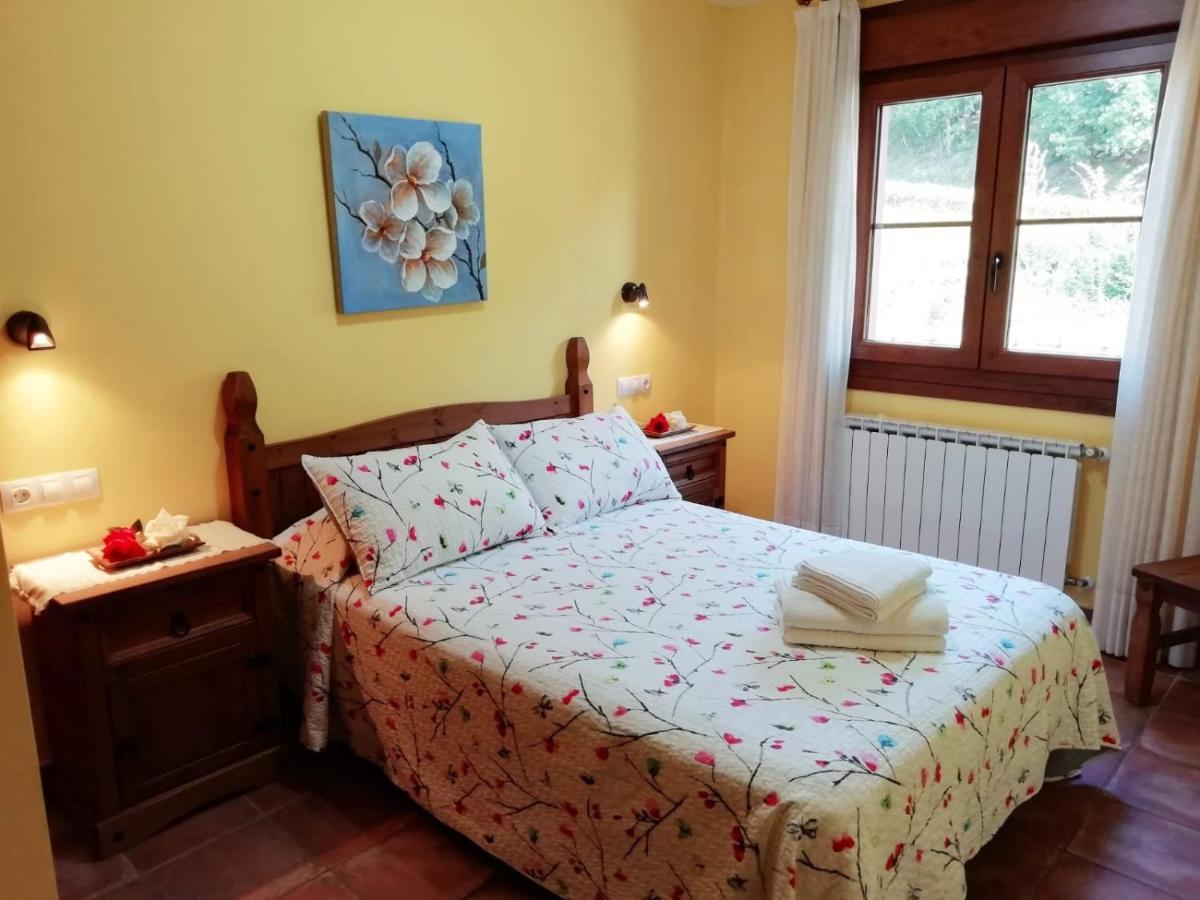 Apartamentos Rurales La Vina Onís Esterno foto