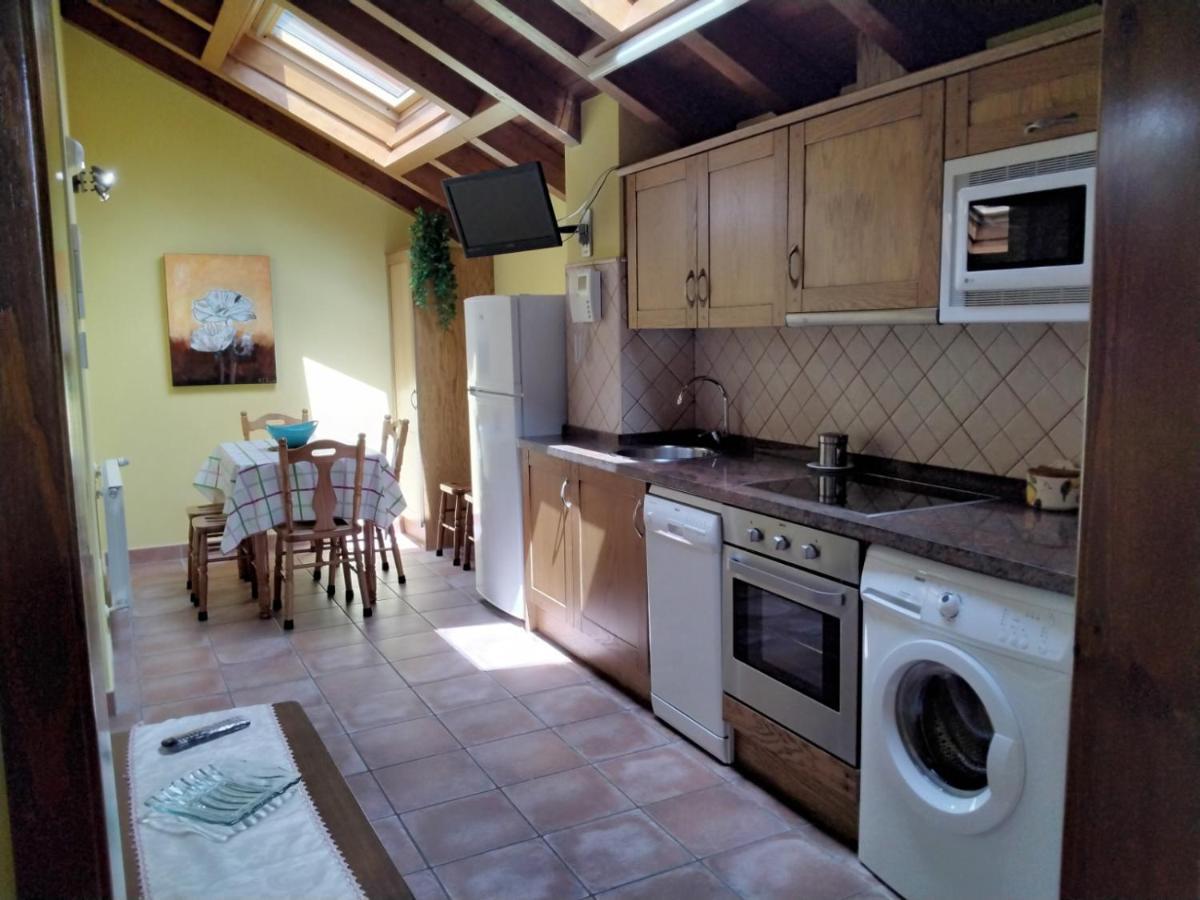 Apartamentos Rurales La Vina Onís Esterno foto
