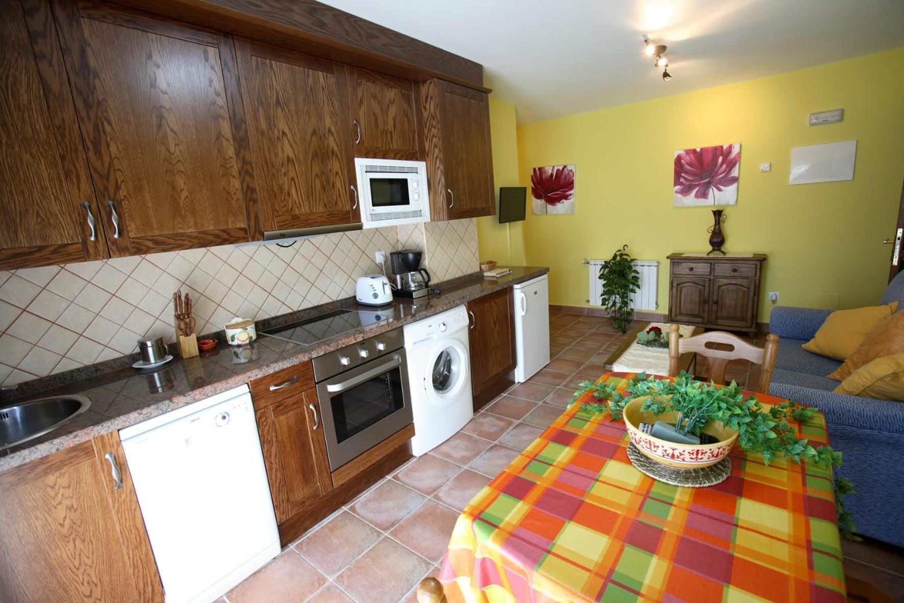 Apartamentos Rurales La Vina Onís Esterno foto