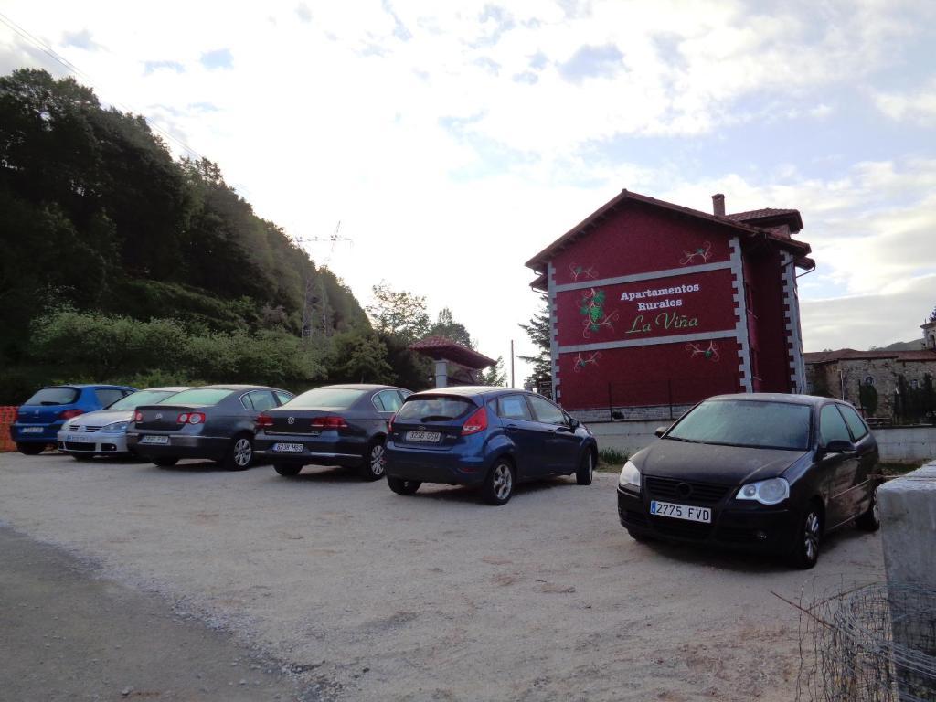 Apartamentos Rurales La Vina Onís Esterno foto