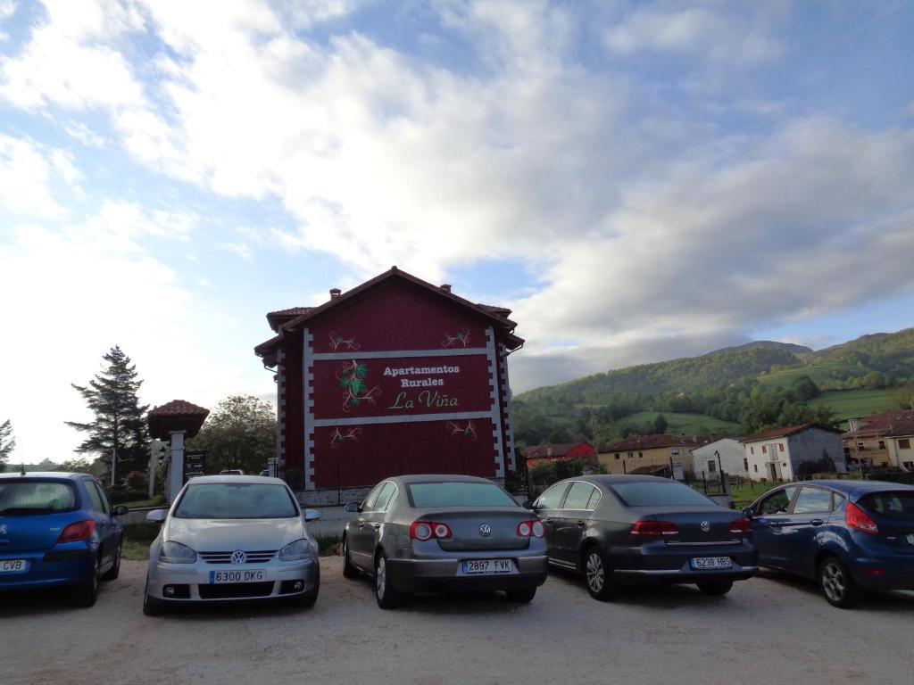 Apartamentos Rurales La Vina Onís Esterno foto